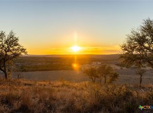1829 Paradise Pkwy, Canyon Lake, TX 78133