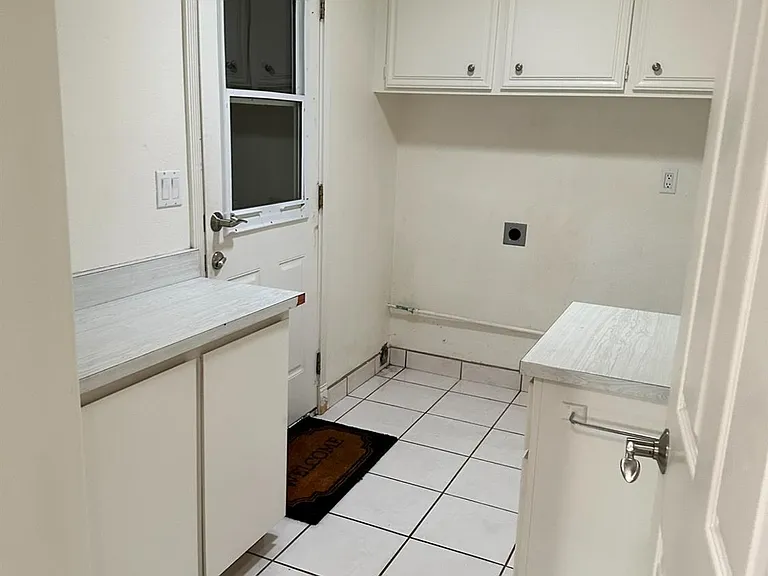 44771 Garden Ct — Photo 27