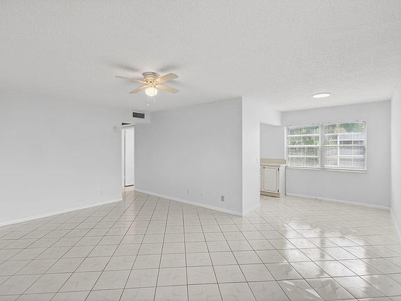 2nd image of 360 Fanshaw