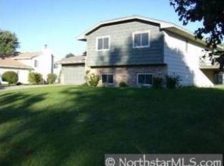 1518 Oakwood Ter, Shoreview, MN 55126