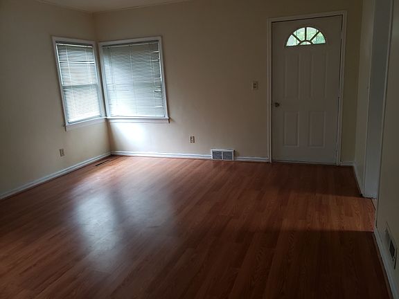 5th image of 51 29th St N