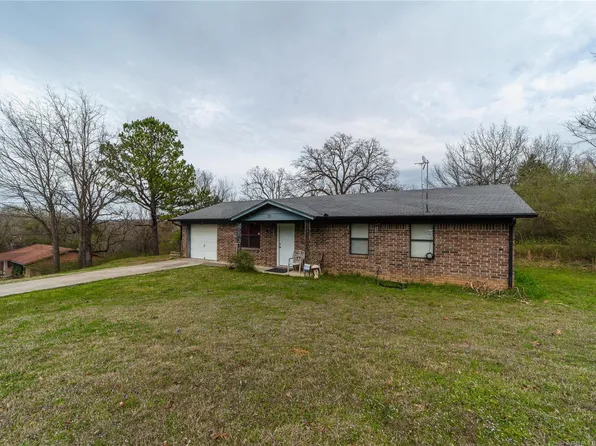 404 SW 10th St, Wilburton, OK 74578