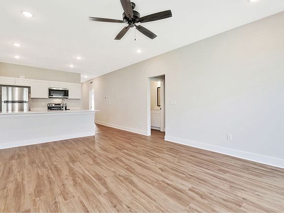 5th image of 1133 N Joye St #1