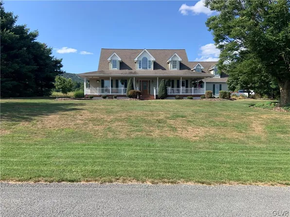 6887 Whitetail Ct, New Tripoli, PA 18066