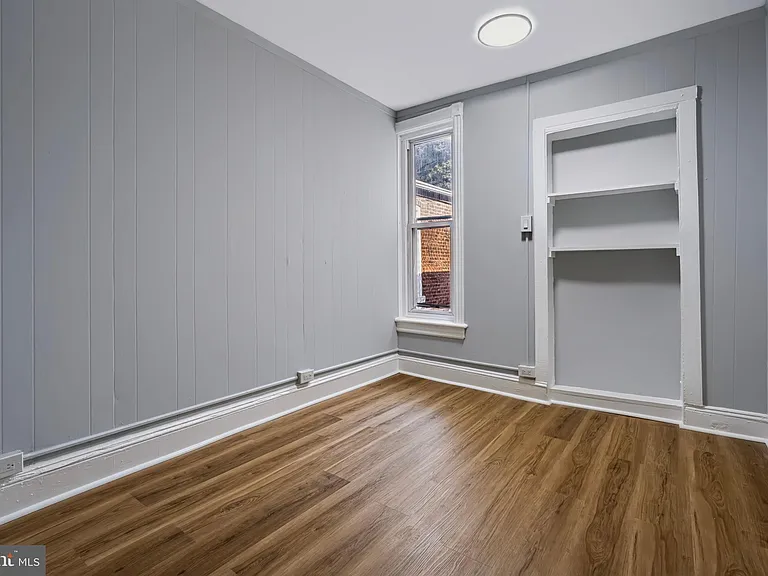 309 Academy St — Photo 21