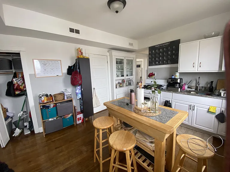 2857 N Ridgeway Ave — Photo 8