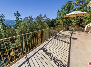 3088 Paddington Rd, Glendale, CA 91206