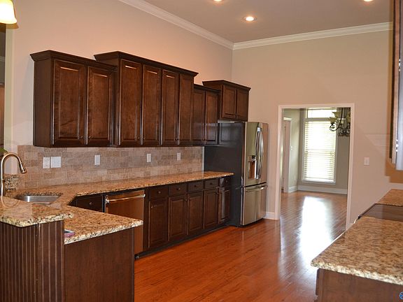 4th image of 104 Rushing Brook Dr