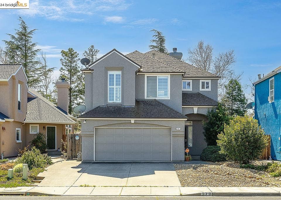 1st image of 777 Chateau Cir