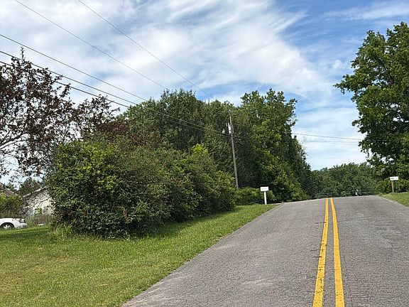5th image of 135 Gizzard Point Rd