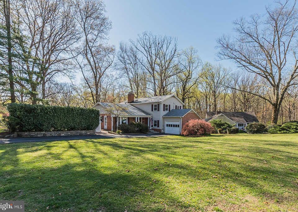 1st image of 3901 Lavaine Ct