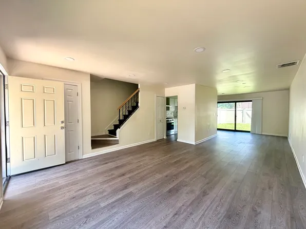 97 Hampton Pl #Na, Staten Island, NY 10309