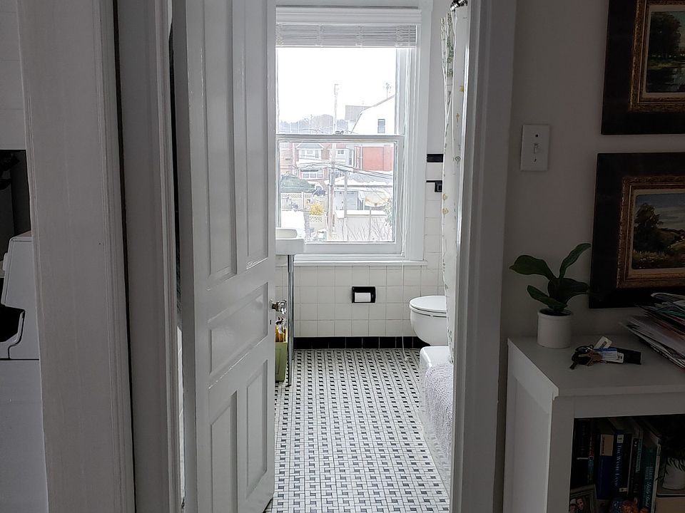1st image of 221 N Adams St Floor 2