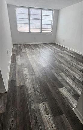 3rd image of 13390 NE 7th Ave APT 304