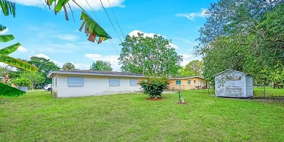1st image of 1209 Biscayne Dr