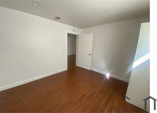 809 E Las Olas Blvd — Photo 7