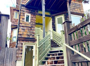 4253 Howe St APT B, Oakland, CA 94611