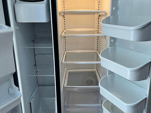3rd image of 5725 NW 109th Ave APT 24