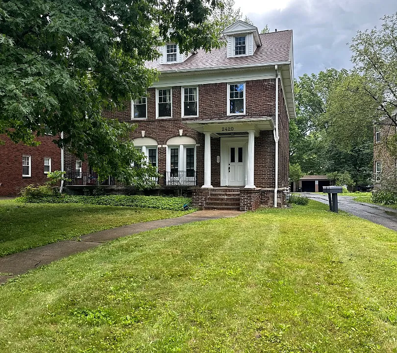 2420 Overlook Rd #3