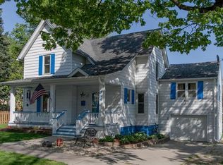 314 3rd Ave SW, Mount Vernon, IA 52314