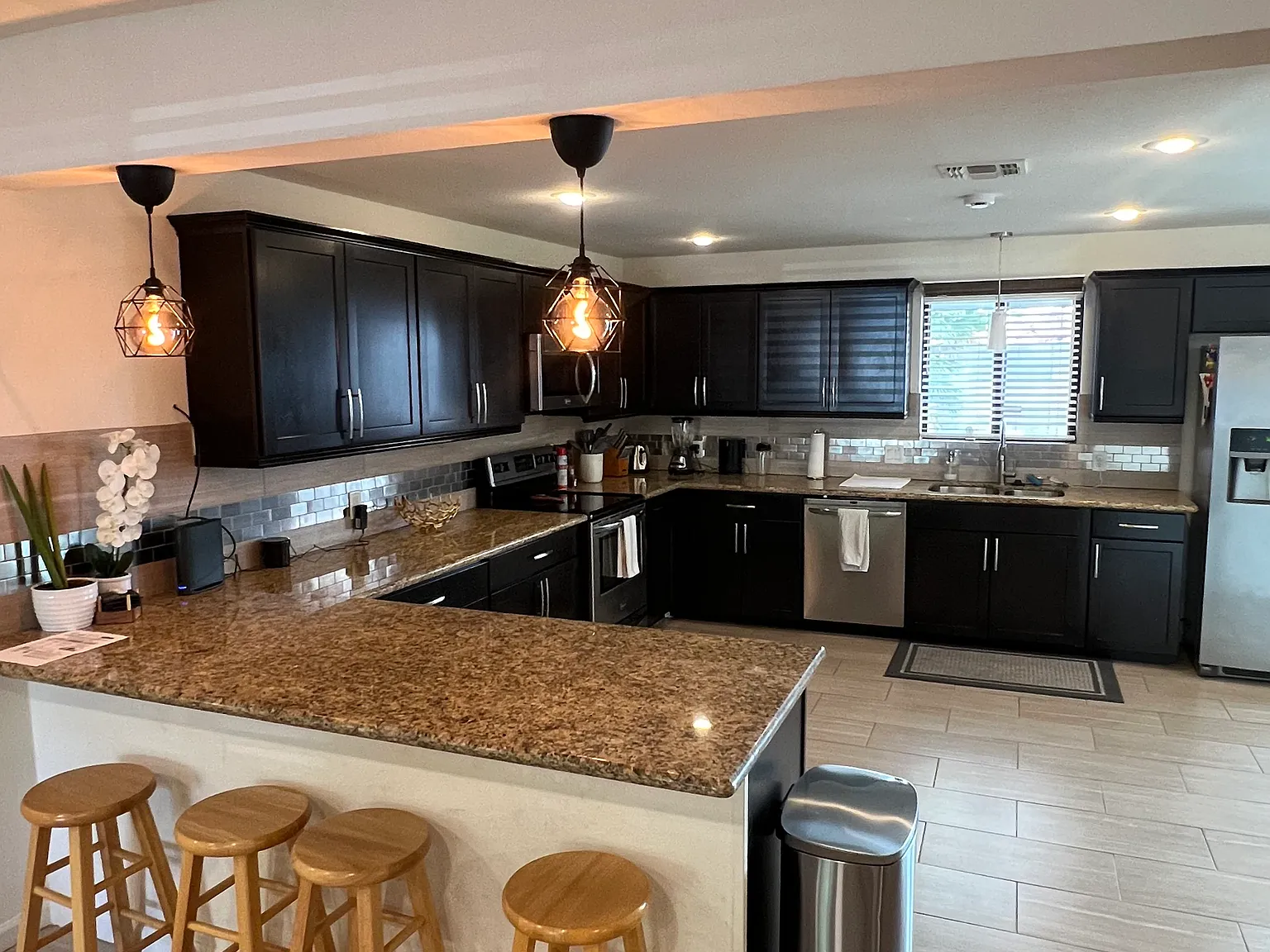 1701 E Pinchot Ave — Photo 3