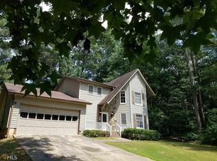 135 Felton Dr, Fayetteville, GA 30214