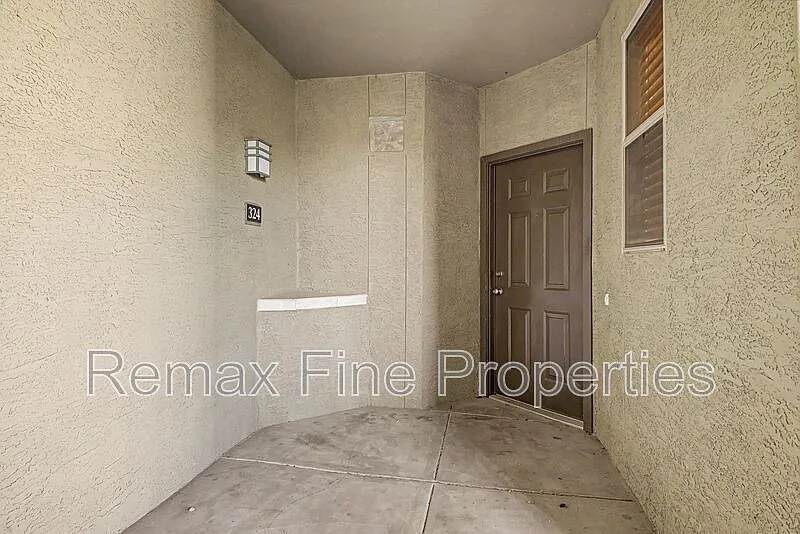 3 bed, 2.0 bath, 1468 sqft, $1,725 — Photo 4