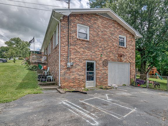 2nd image of 143 Hartman Dr