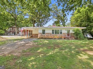 151 Tiny Ridge Dr, Cornelia, GA 30531