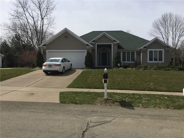 5057 Wolf Run Dr, Erie, PA 16505
