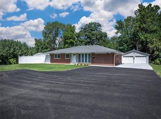 500 E Center St, Troy, IL 62294