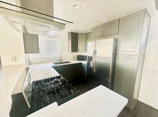 819 18th St, Hermosa Beach, CA 90254