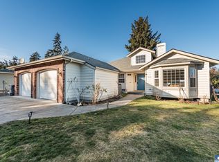 510 Pine Ct, Sequim, WA 98382