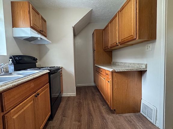 4th image of 129 Diamond Ct