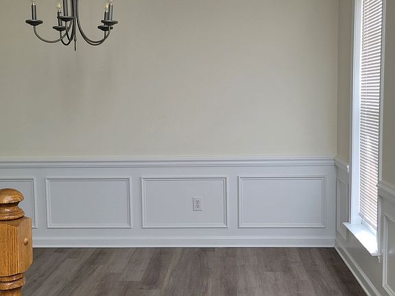 4th image of 23 Nicholas Dr