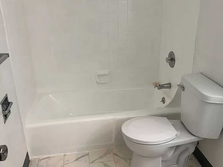 628 Whites Rd #3 — Photo 12