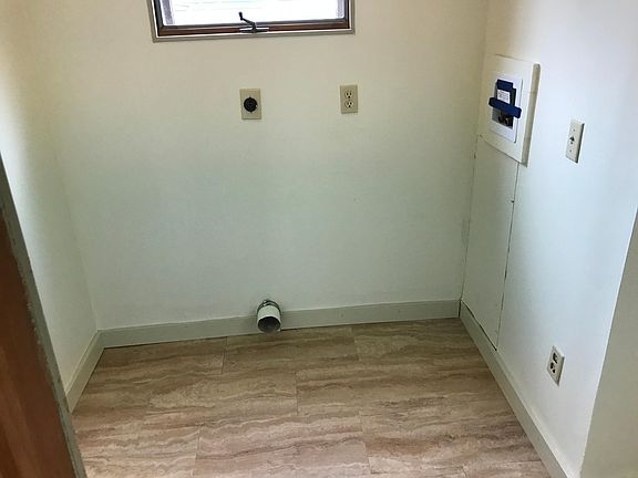 5th image of 23 Logan Ave #A