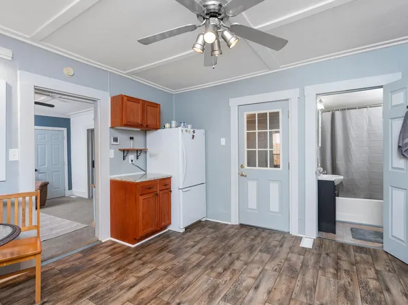 143 Pkin Ln, Raphine, VA 24472