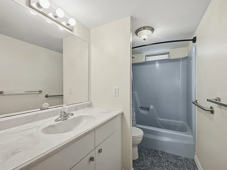 130 NE 26th Ave #4090 — Photo 4