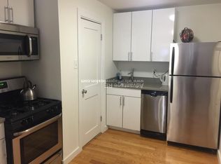 8 Wiget St #10, Boston, MA 02113