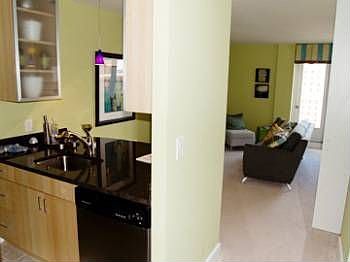 2nd image of 210 N 17th St Unit 507