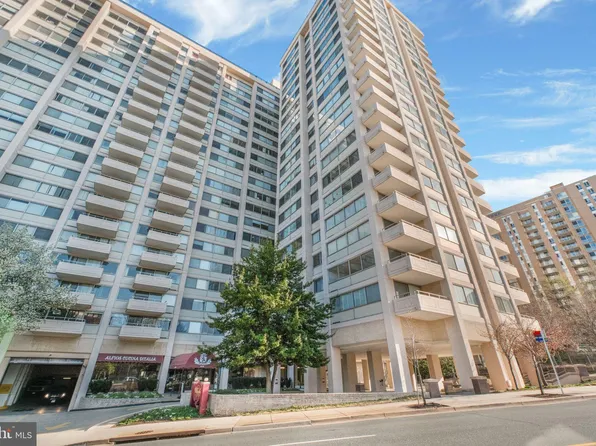 4515 Willard Ave APT 1105S, Chevy Chase, MD 20815