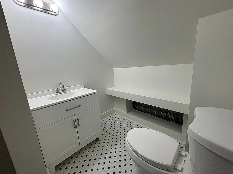 1115 N. Negley Avenue — Photo 14