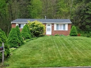 213 Alpine Village Dr, Monroeville, PA