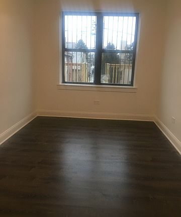 5th image of 1522 N Ashland Ave #2