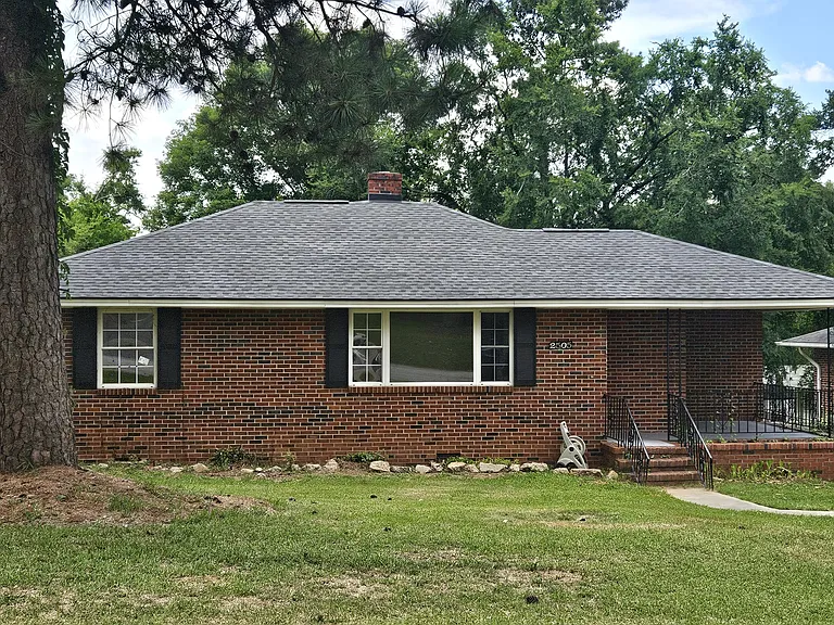 2505 Smith St — Photo 15