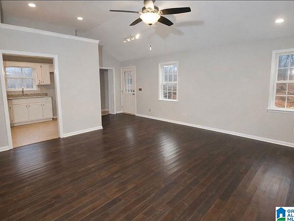 2nd image of 1047 Poplar Trl