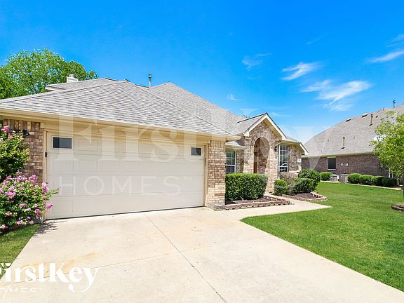 2nd image of 8 Willowstone Ct