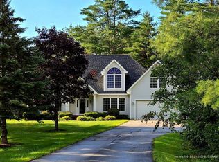 692 Kennebec Rd, Hampden, ME 04444