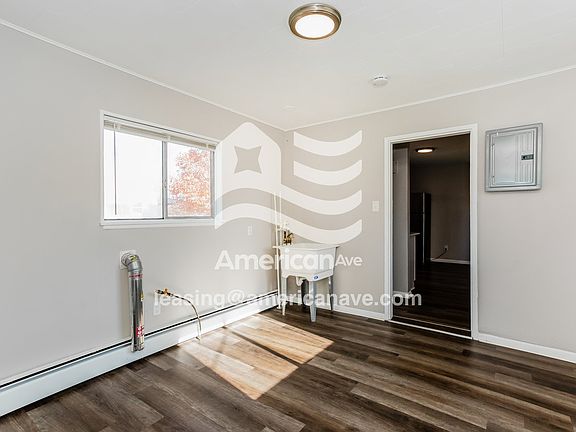 834679_005_wm_-_dining_room_13338091.jpg